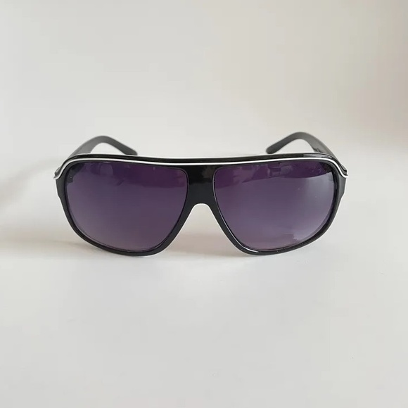 Zara Accessories - SUNGLASSES black white stripe mens or womens
